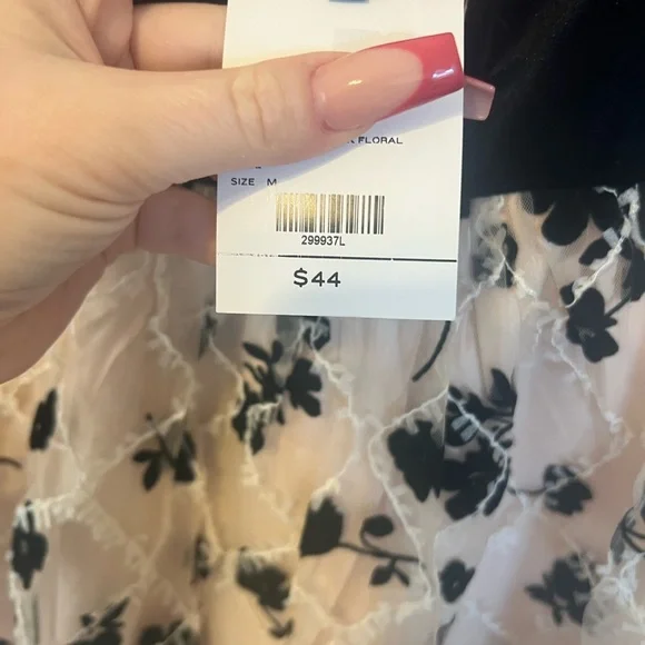 Black & Nude Floral Dress (Size M) NWT - Picture 6 of 7